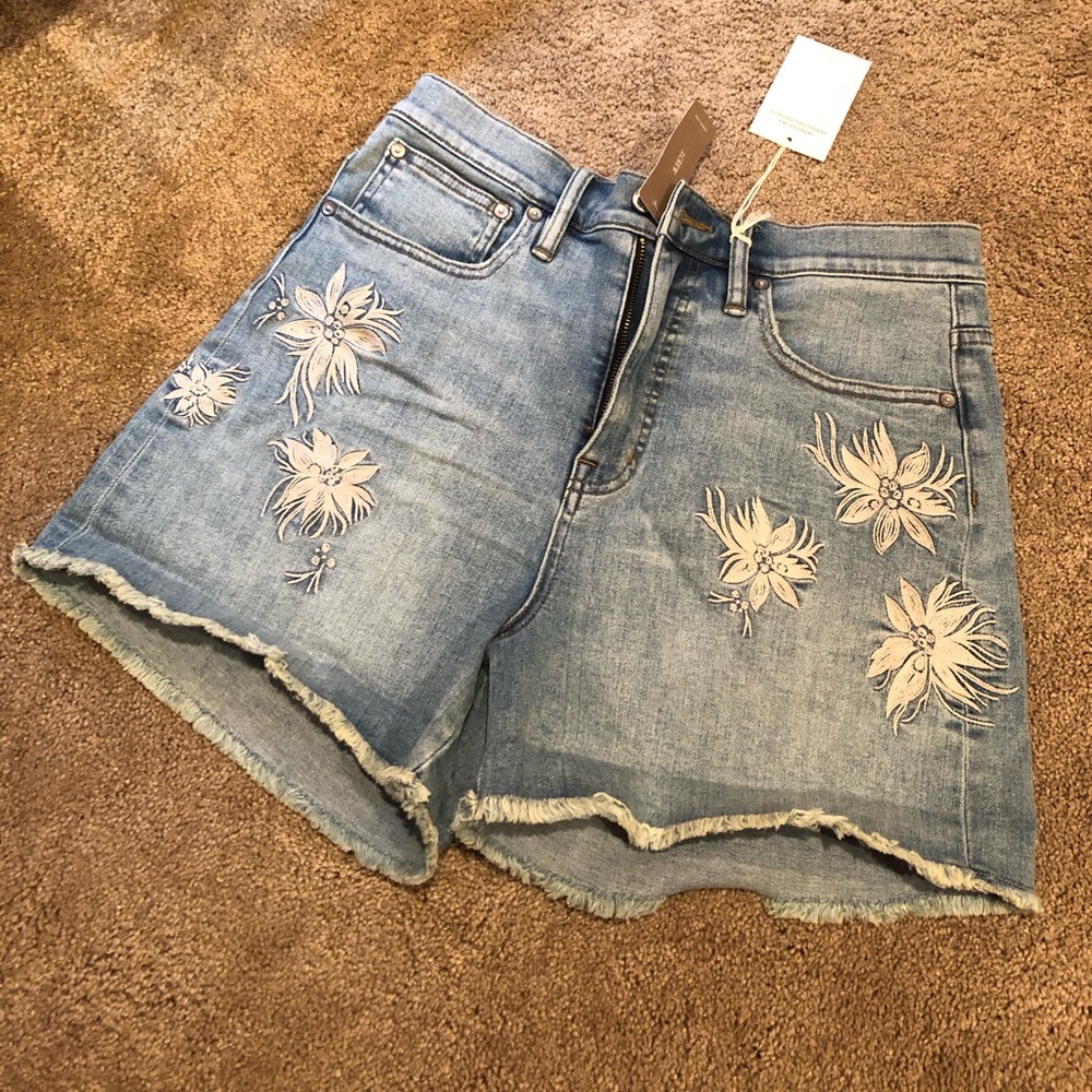 Point Sur embroidered high-rise short